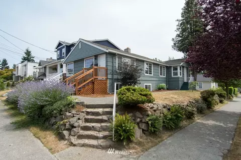 703 N 77th St, Seattle, WA 98103 photo 1