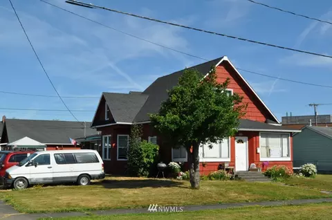 2110 Wells St, Enumclaw, WA 98022 photo 2