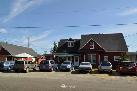 2110 Wells St, Enumclaw, WA 98022 photo 4