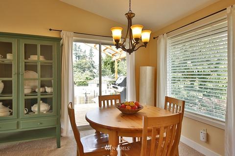 654 3rd St, Langley, WA 98260 photo 6