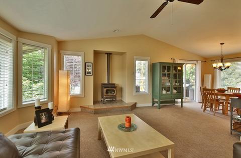 654 3rd St, Langley, WA 98260 photo 3