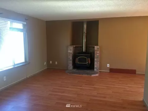 17524 12th Ave E, Spanaway, WA 98387 photo 3