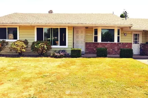 1957 Harding St, Enumclaw, WA 98022 photo 1