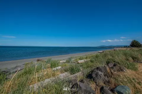 611 Three Crabs Rd, Sequim, WA 98382 photo 3