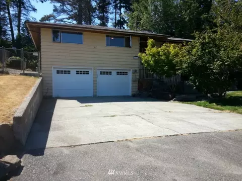 8626 Valhalla Dr, Everett, WA 98208 photo 1