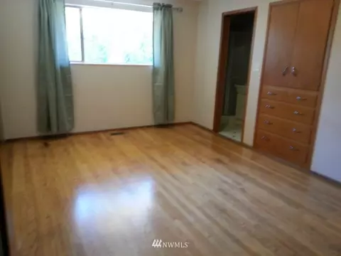 8626 Valhalla Dr, Everett, WA 98208 photo 8