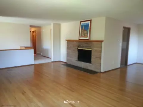 8626 Valhalla Dr, Everett, WA 98208 photo 3