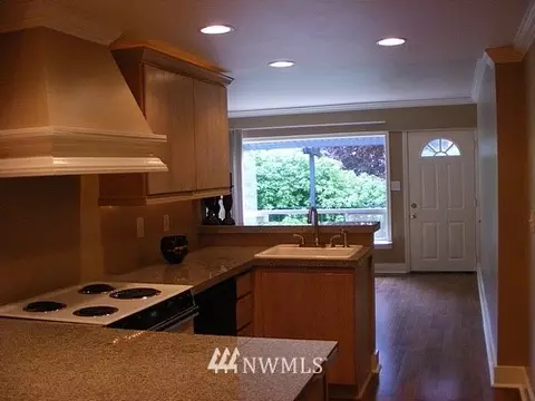 414 48th St, Seattle, WA 98103 photo 10