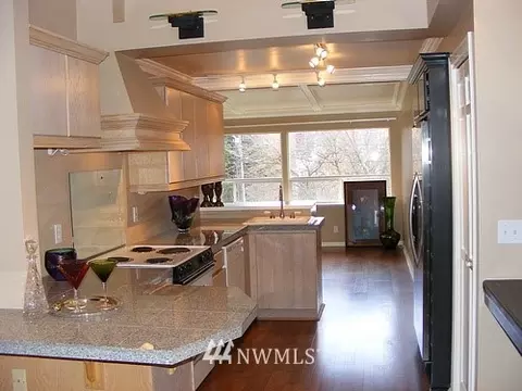 414 48th St, Seattle, WA 98103 photo 8