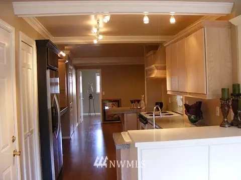 414 48th St, Seattle, WA 98103 photo 7