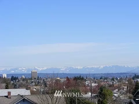 414 48th St, Seattle, WA 98103 photo 3