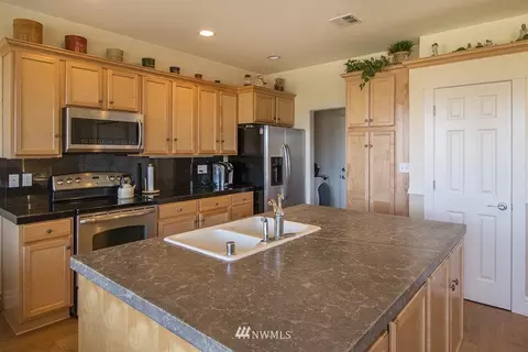 170 Elk Loop, Sequim, WA 98382 photo 6