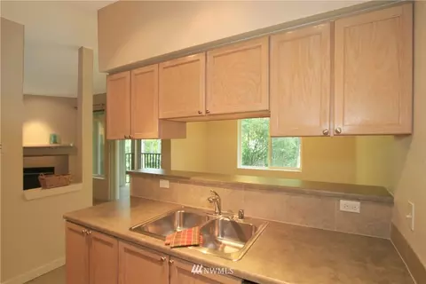 18930 Bothell Everett Hwy #V202, Bothell, WA 98012 photo 8