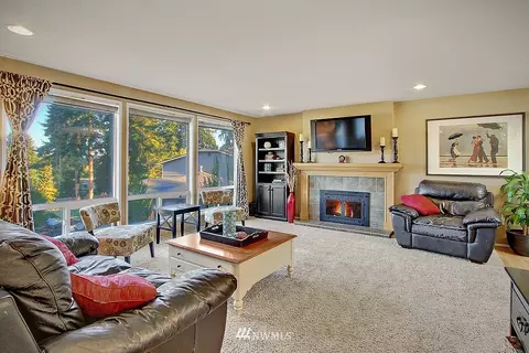 20010 12th Dr SE, Bothell, WA 98012 photo 2