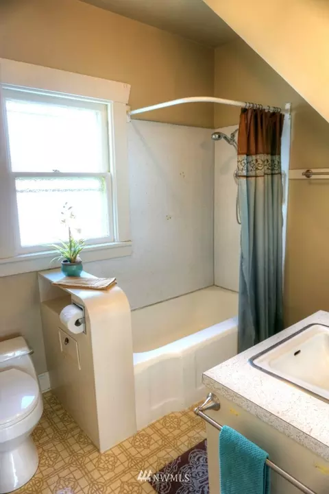 1106 Hoyt Ave, Everett, WA 98201 photo 11