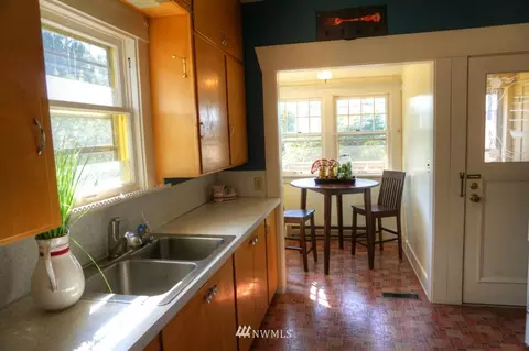 1106 Hoyt Ave, Everett, WA 98201 photo 8