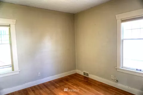 1106 Hoyt Ave, Everett, WA 98201 photo 10