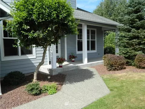2770 Perry Ct, Enumclaw, WA 98022 photo 2