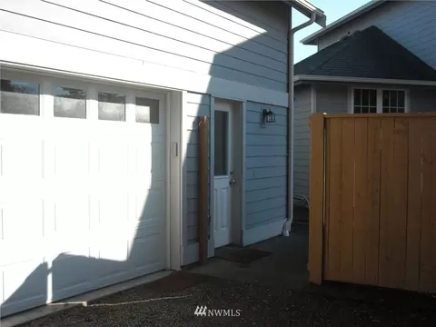 2770 Perry Ct, Enumclaw, WA 98022 photo 17