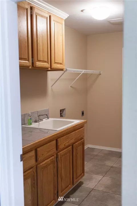 2770 Perry Ct, Enumclaw, WA 98022 photo 6