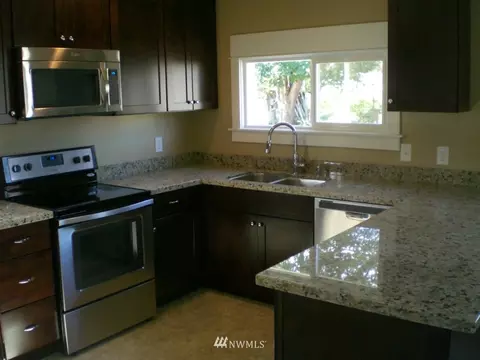311 4th St, Sultan, WA 98294 photo 4