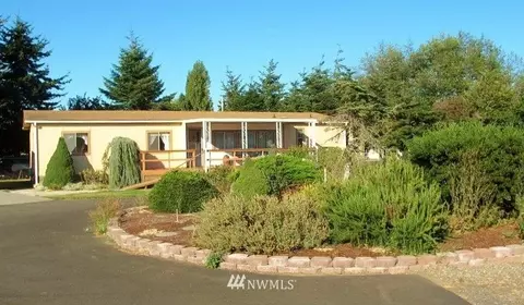 1571 Marine Dr, Sequim, WA 98382 photo 2
