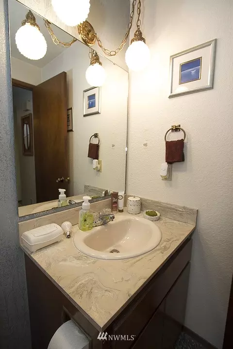 6008 Beverly Ln, Everett, WA 98203 photo 10