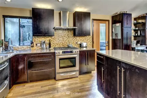1900 Harvard Ave E, Seattle, WA 98102 photo 7