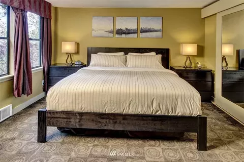 1900 Harvard Ave E, Seattle, WA 98102 photo 14
