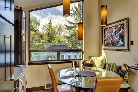 1900 Harvard Ave E, Seattle, WA 98102 photo 10