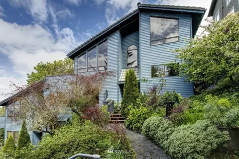 1900 Harvard Ave E, Seattle, WA 98102 photo 1