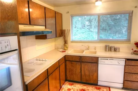 326 217th Pl SW, Bothell, WA 98021 photo 5