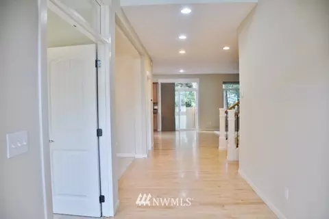 431 199th Pl SE, Bothell, WA 98012 photo 2