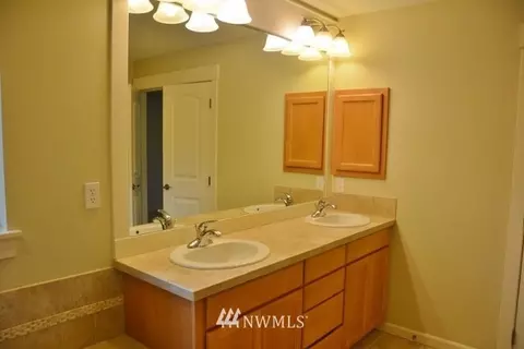 431 199th Pl SE, Bothell, WA 98012 photo 15