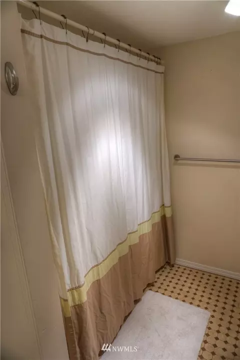 2010 Rockefeller Ave, Everett, WA 98201 photo 21