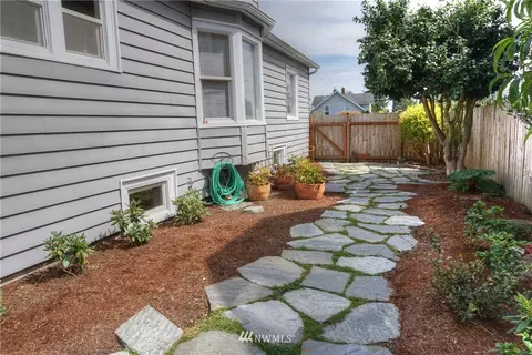 2010 Rockefeller Ave, Everett, WA 98201 photo 24
