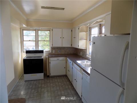 809 Ayers St, Kelso, WA 98626 photo 4