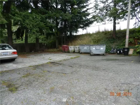 325 76th St SE, Everett, WA 98203 photo 1