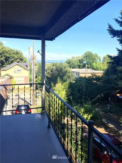 4509 Eastern Ave NE, Seattle, WA 98103 photo 14