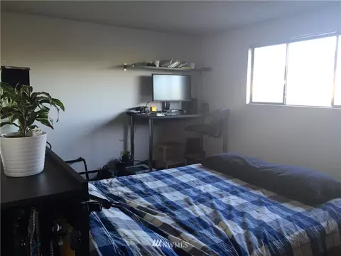 4509 Eastern Ave NE, Seattle, WA 98103 photo 5
