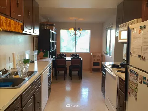 4509 Eastern Ave NE, Seattle, WA 98103 photo 12