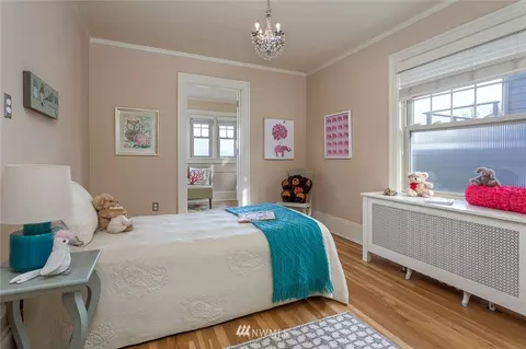 1950 15th Ave E, Seattle, WA 98112 photo 18