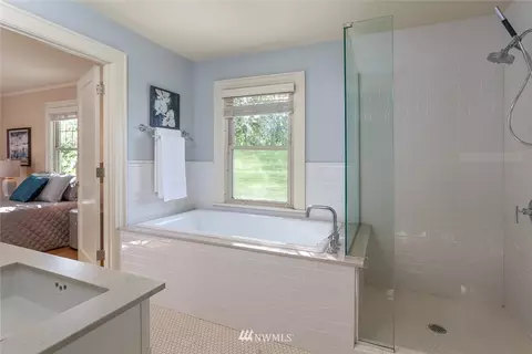 1950 15th Ave E, Seattle, WA 98112 photo 15
