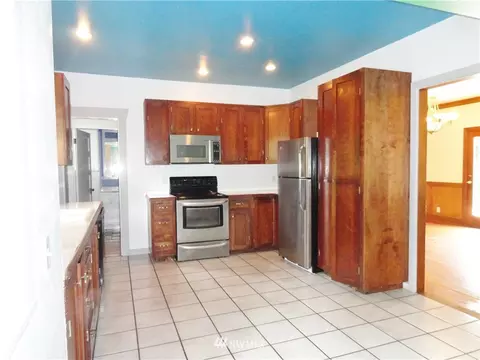 313 Bridge St SE, Orting, WA 98360 photo 5