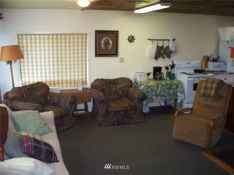 11575 E State Route 106, Union, WA 98592 photo 5
