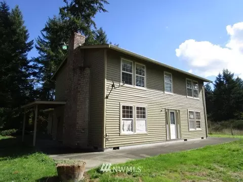 1402 282nd St E, Roy, WA 98580 photo 2