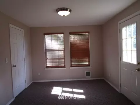 1402 282nd St E, Roy, WA 98580 photo 13