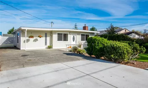 206 E Fir St, Sequim, WA 98382 photo 3