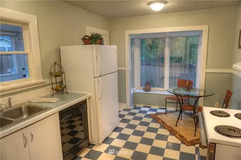 915 40th St, Everett, WA 98201 photo 6