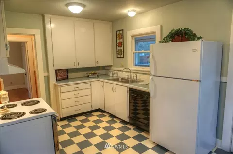 915 40th St, Everett, WA 98201 photo 7